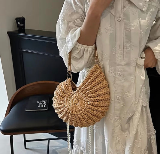 The Nantucket Shell Bag