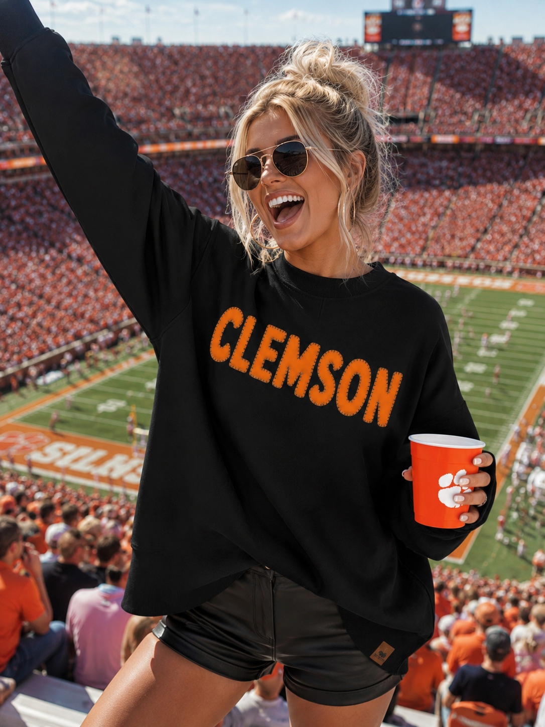 Pleasant Threads™ Clemson Vintage Patch Sweatshirt🧡🐅